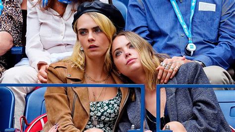 cara delevingne nude leaked|Ashley Benson and Cara Delevingne in new leaked pics and。